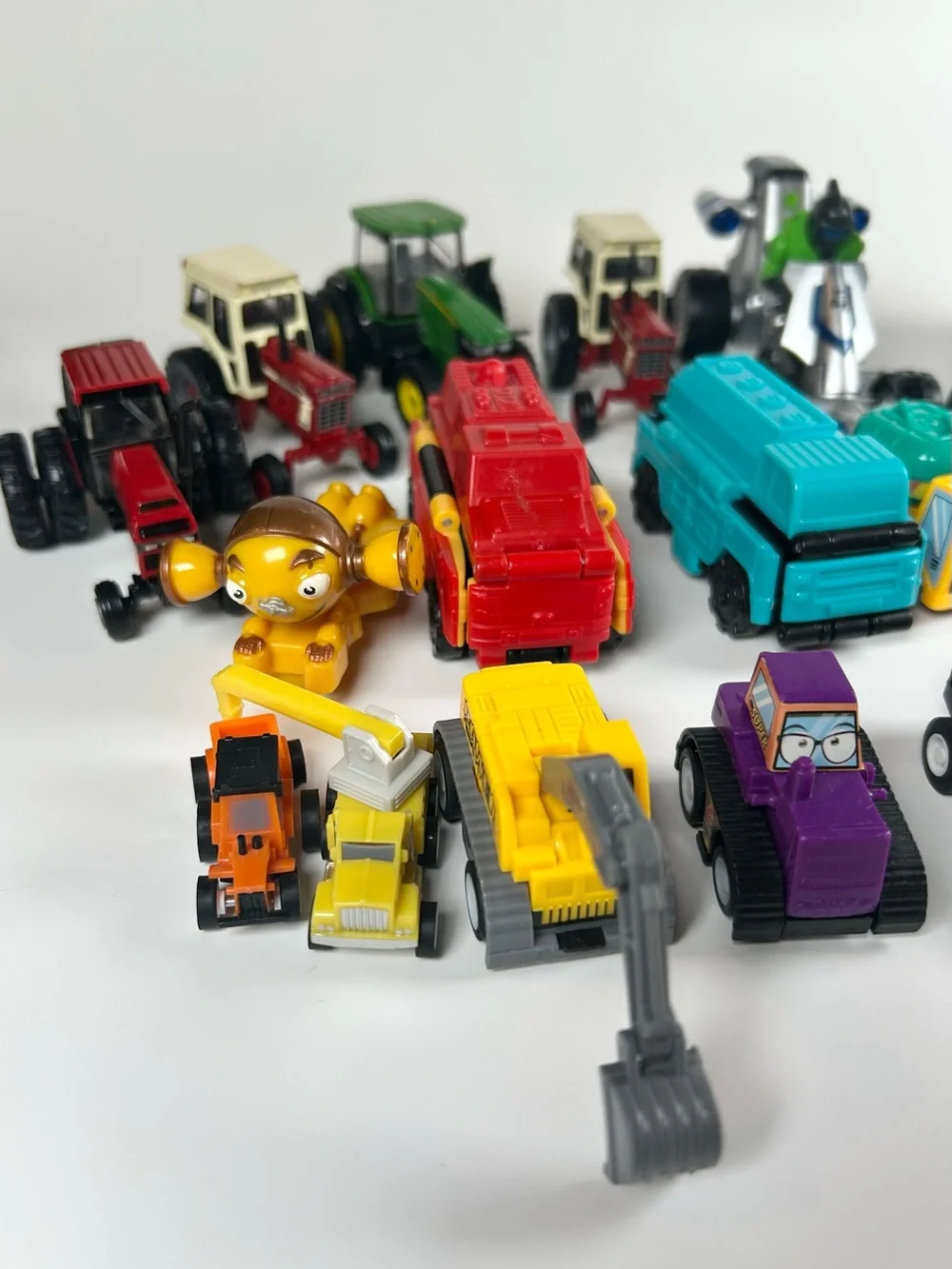 Assorted Kids Toy Vehicle and Dinosaur Set - Space Disney Tractor construction